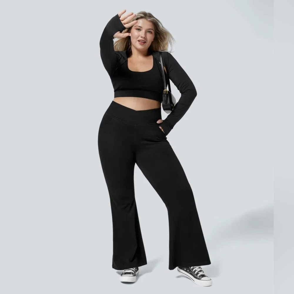 Halara Flex™ Denim High-Waisted Flared Leg Pants – Black – 1X Regular NWT